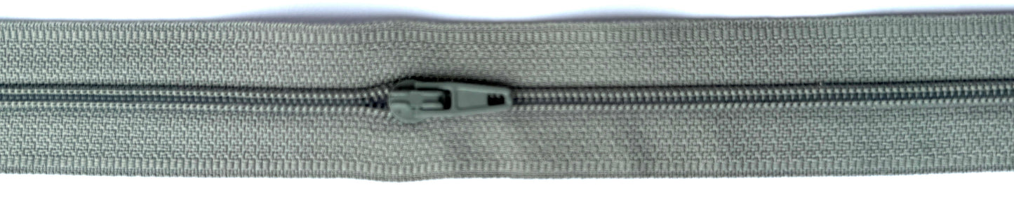 Reissverschluss 4mm, Meterware, pro 0.4 Meter ein Zipper (ab 0.5 Meter)