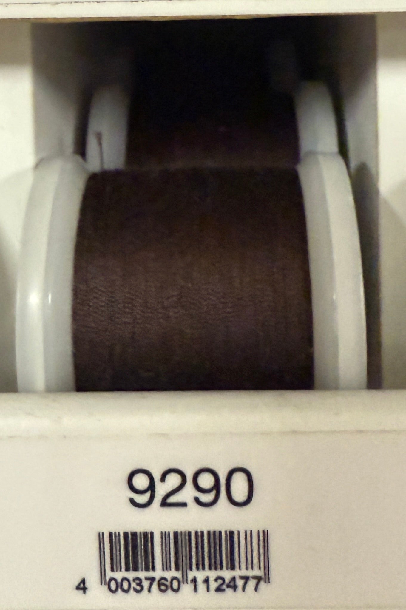 Faden in Dunkelbraun