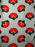 Stoffreste hellblau mit Angry Birds