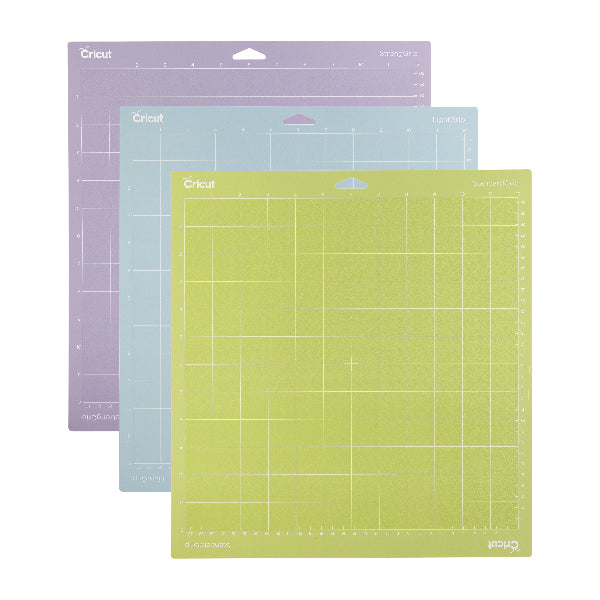 Schneidematten von Cricut in einem 3er Pack mit je einer Matte mit leichter, normaler und starker Oberfläche - Simply Kreativ Schweiz 